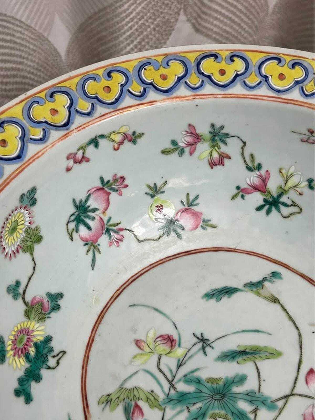 Antique 19th Century Chinese Export Famille Rose Porcelain Wash Basin 16 Inch