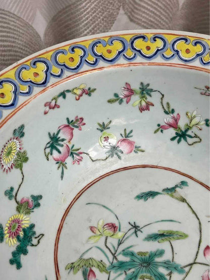 Antique 19th Century Chinese Export Famille Rose Porcelain Wash Basin 16 Inch