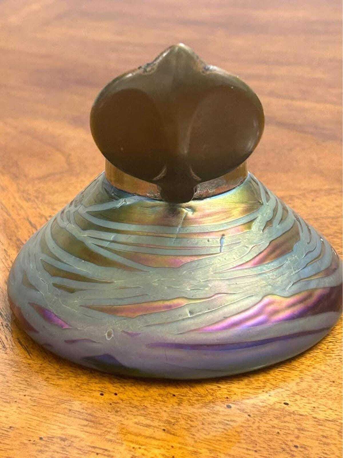 Antique Wilhelm Kralik Sohn Iridescent Art Glass Inkwell Art Nouveau Brass Lid
