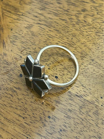 Vintage 14K Gold Black Onyx Geometric Star Ring Size 6