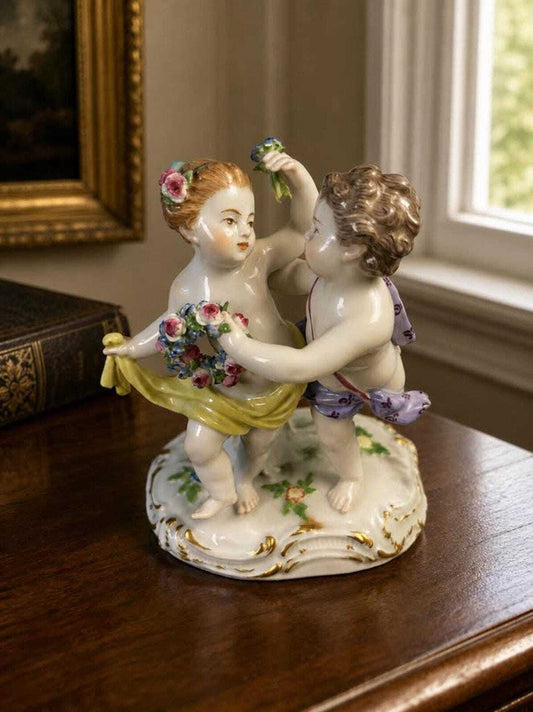 Antique Meissen Porcelain Dancing Putti Cherubs Figurine Model 2996