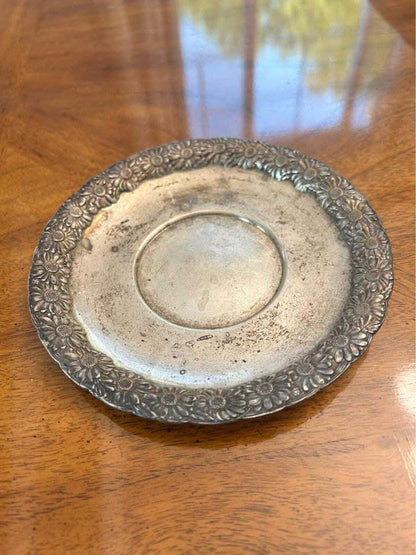 Antique Tiffany & Co. Sterling Silver Repoussé Daisy Plate Pattern 8174
