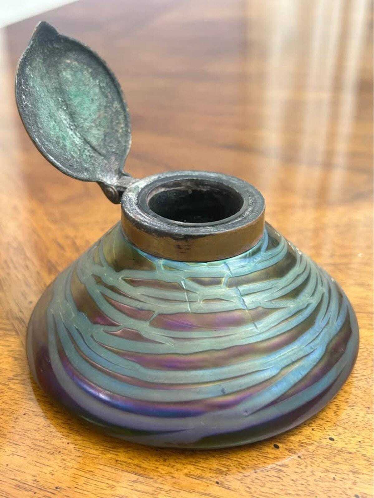 Antique Wilhelm Kralik Sohn Iridescent Art Glass Inkwell Art Nouveau Brass Lid
