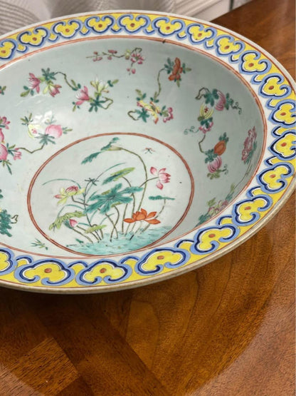 Antique 19th Century Chinese Export Famille Rose Porcelain Wash Basin 16 Inch