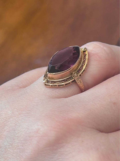 Antique Art Deco 10K Gold Navette Amethyst Filigree Statement Ring - size 4