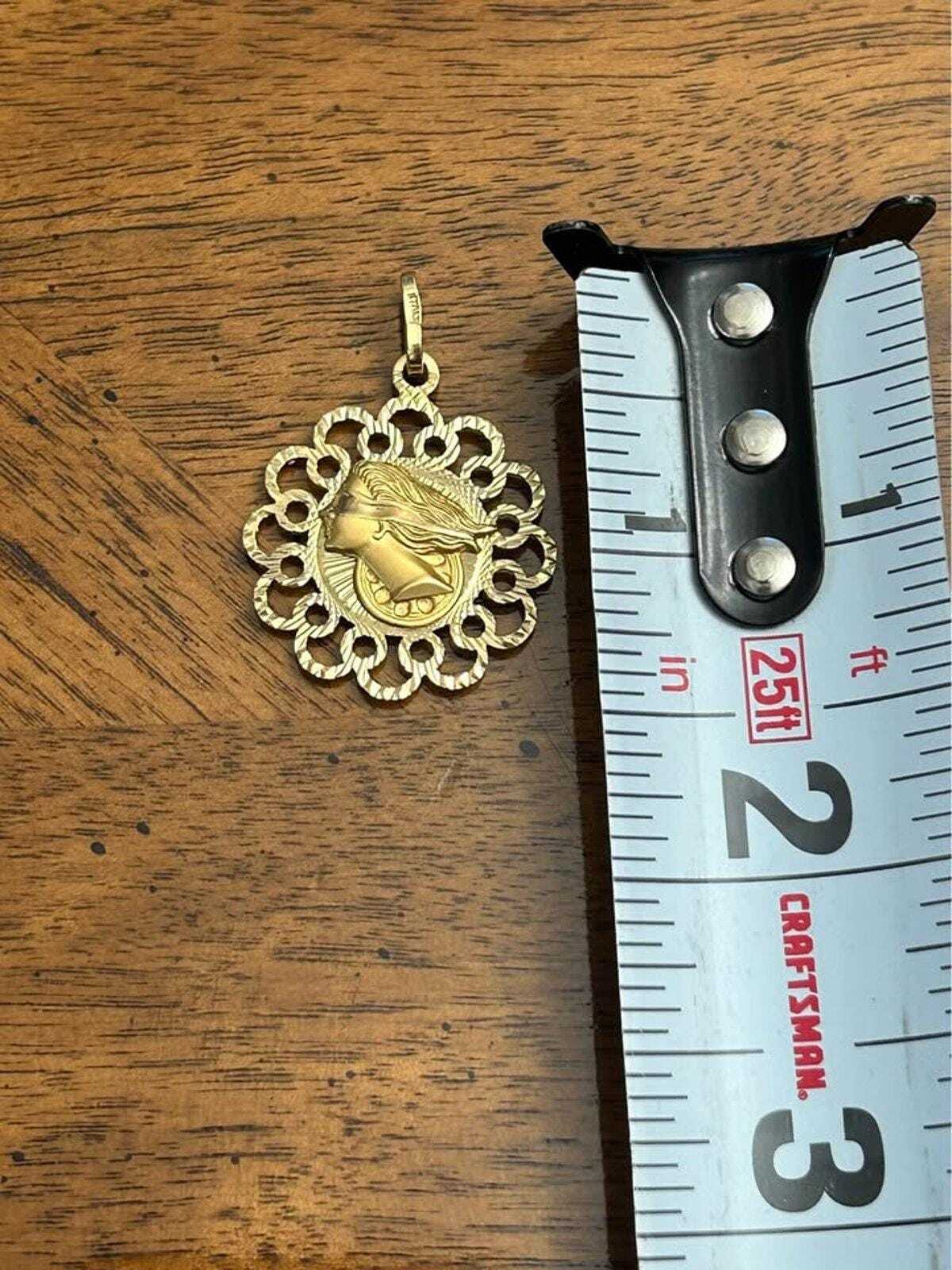 Vintage 14K Solid Gold Reversible Queen Nefertiti & Lady Justice Medallion Pendant