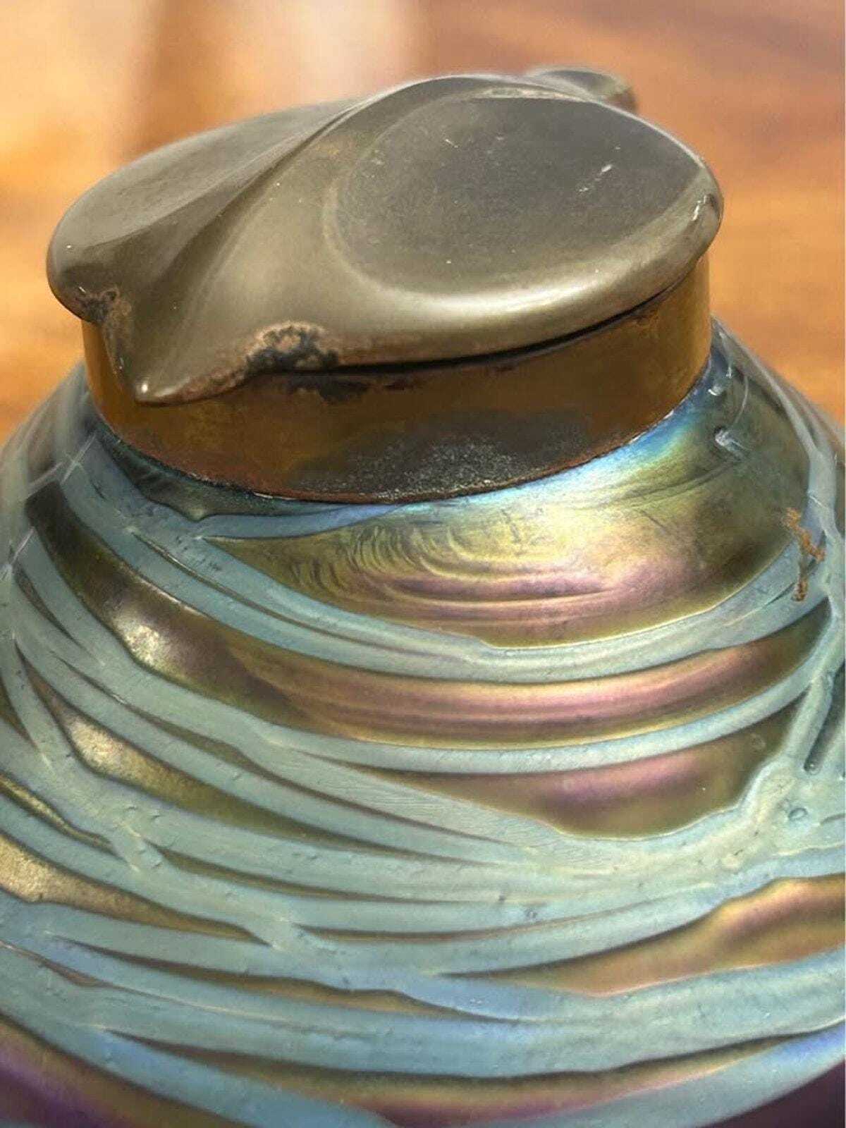 Antique Wilhelm Kralik Sohn Iridescent Art Glass Inkwell Art Nouveau Brass Lid