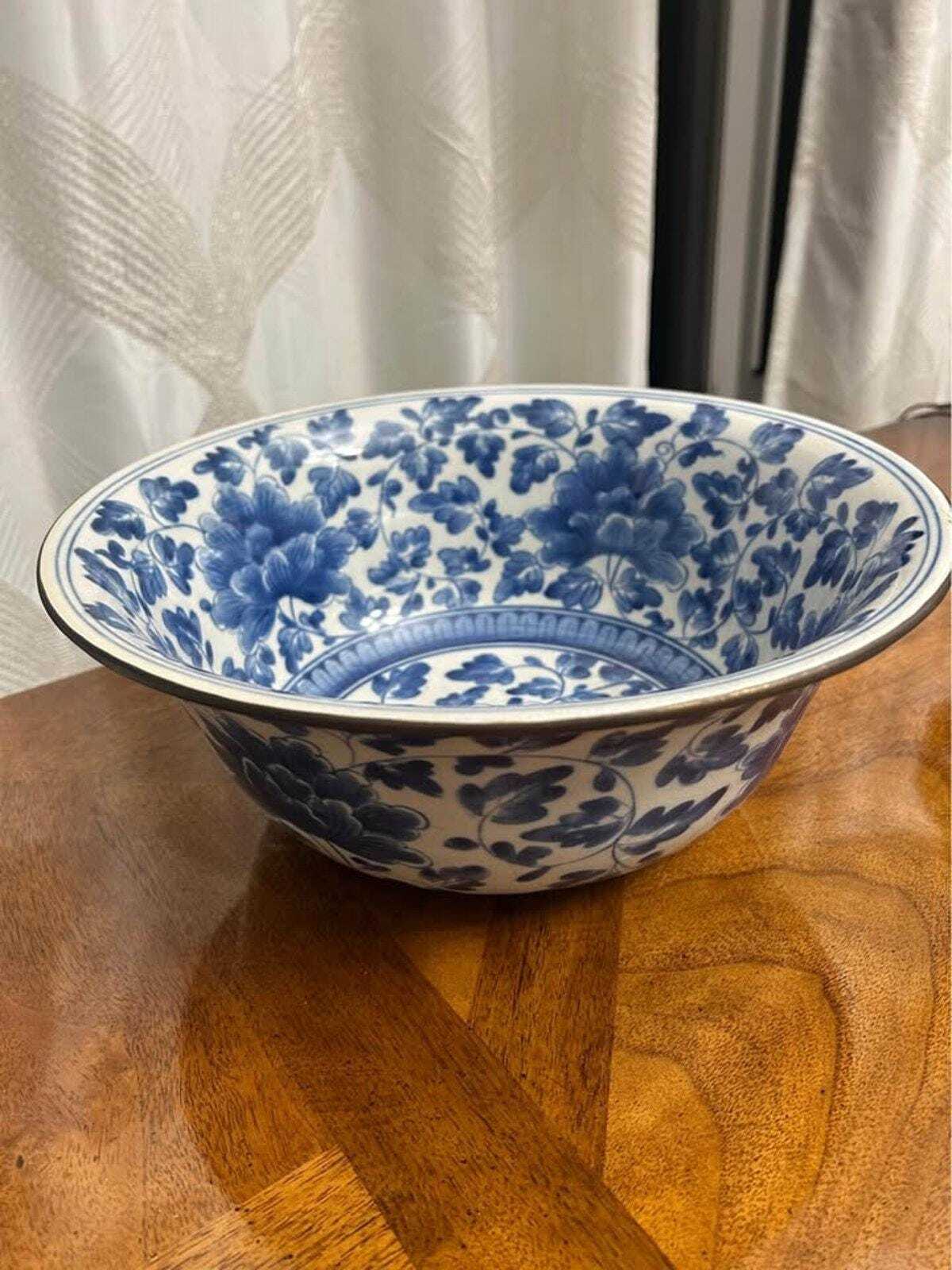 Antique Chinese Blue and White Crackle Glaze Porcelain Center Bowl with Metal Rim