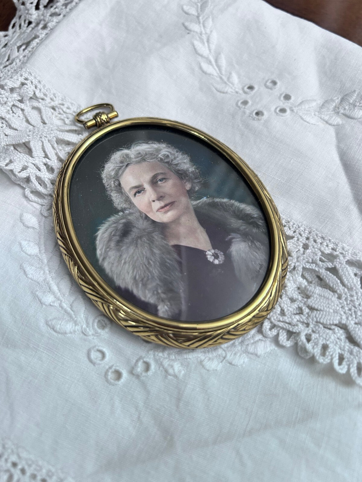 Vintage Oval Woman's Portrait in Red Bachrach Presentation Case