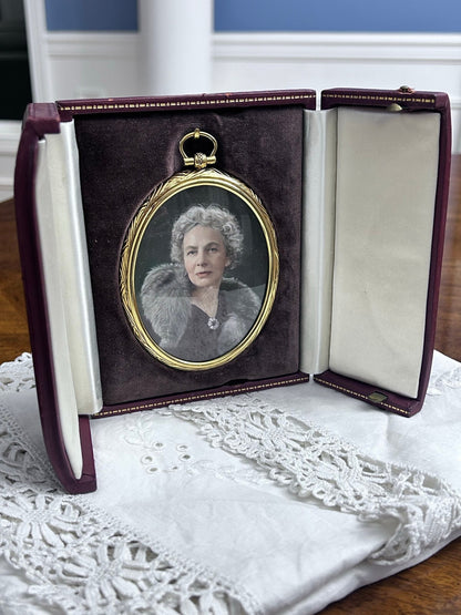 Vintage Oval Woman's Portrait in Red Bachrach Presentation Case