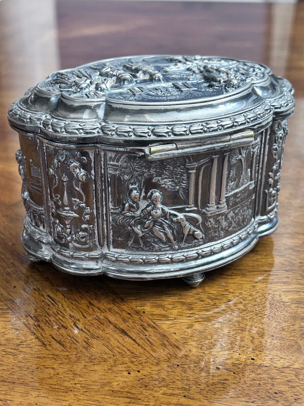 Antique Jennings Brothers JB 1350 Figural Jewelry Casket with Red Lining