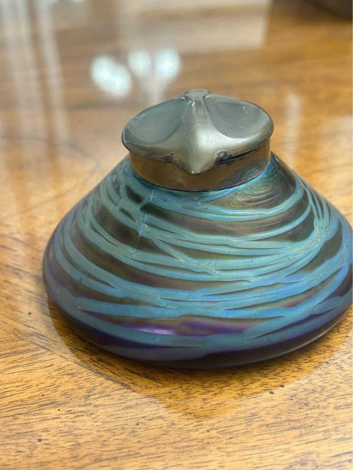Antique Wilhelm Kralik Sohn Iridescent Art Glass Inkwell Art Nouveau Brass Lid