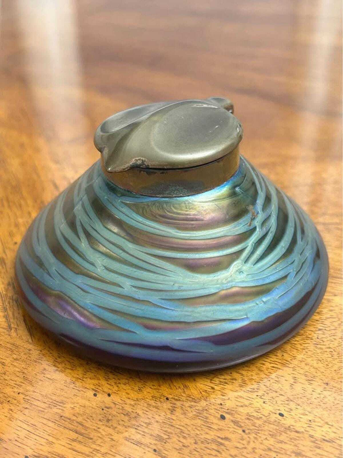 Antique Wilhelm Kralik Sohn Iridescent Art Glass Inkwell Art Nouveau Brass Lid