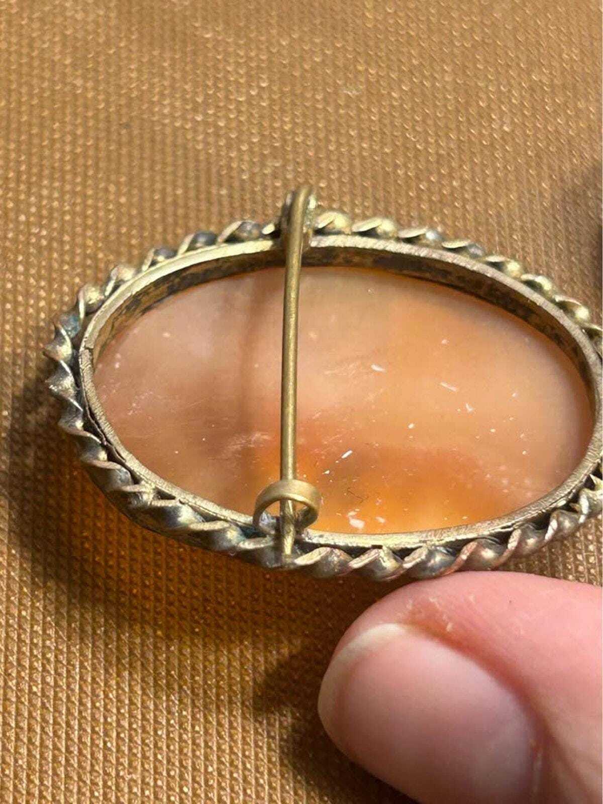 Victorian Hand-Carved Shell Cameo Brooch - Mediterranean Landscape Scene