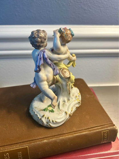 Antique Meissen Porcelain Dancing Putti Cherubs Figurine Model 2996