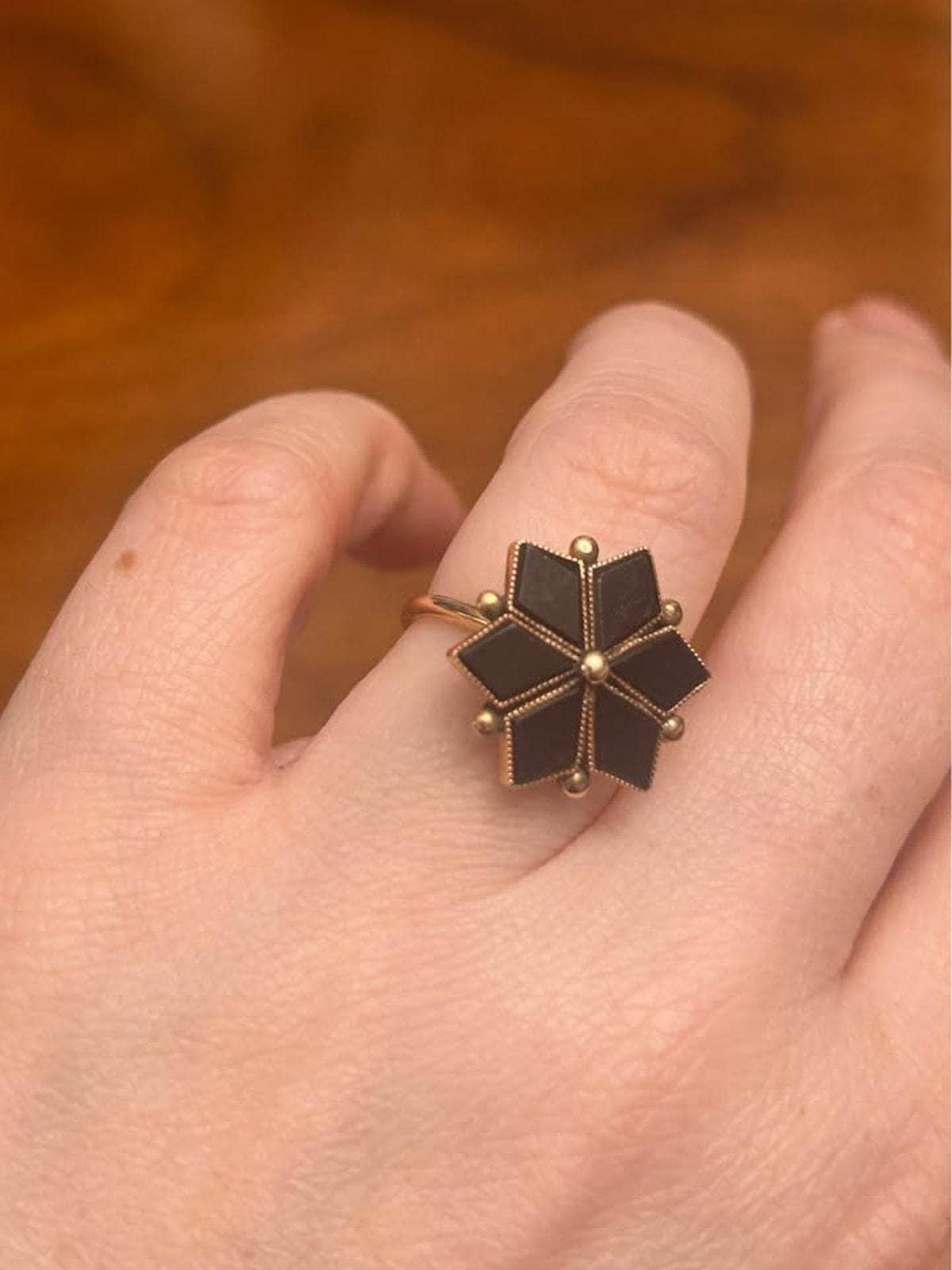 Vintage 14K Gold Black Onyx Geometric Star Ring Size 6