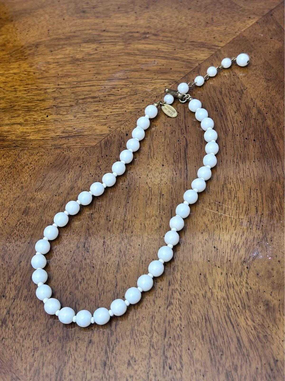 Vintage Miriam Haskell White Beaded Single Strand Choker Necklace