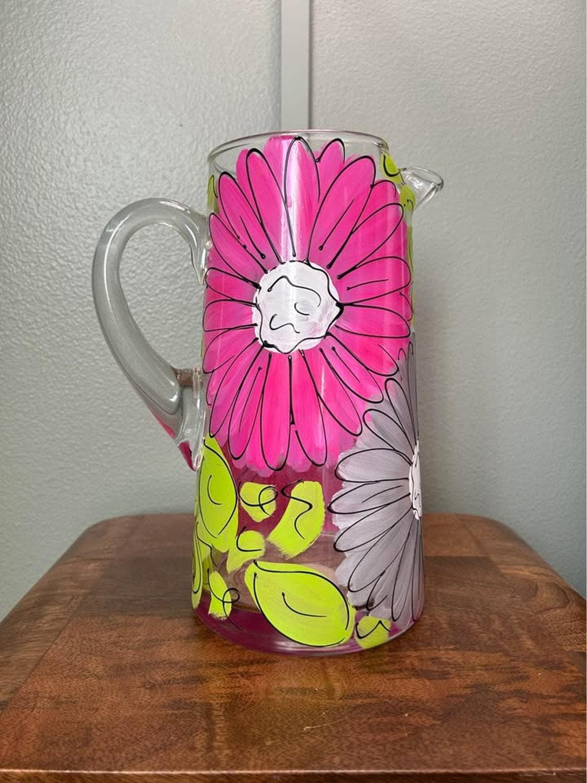 Vibrant Hand-Painted Daisy Large Pitcher & Vase Set – Leslie Painted Glass