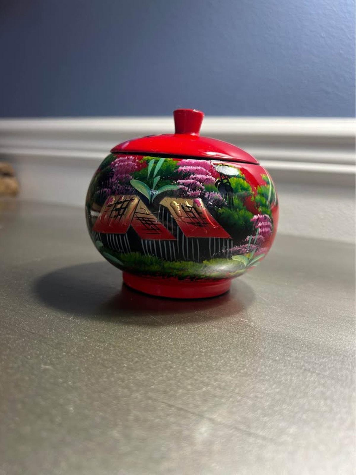 Vintage Vietnamese Red Lacquer Ginger Jar – Hand-Painted Relief Landscape, Mid-Century Asian Art