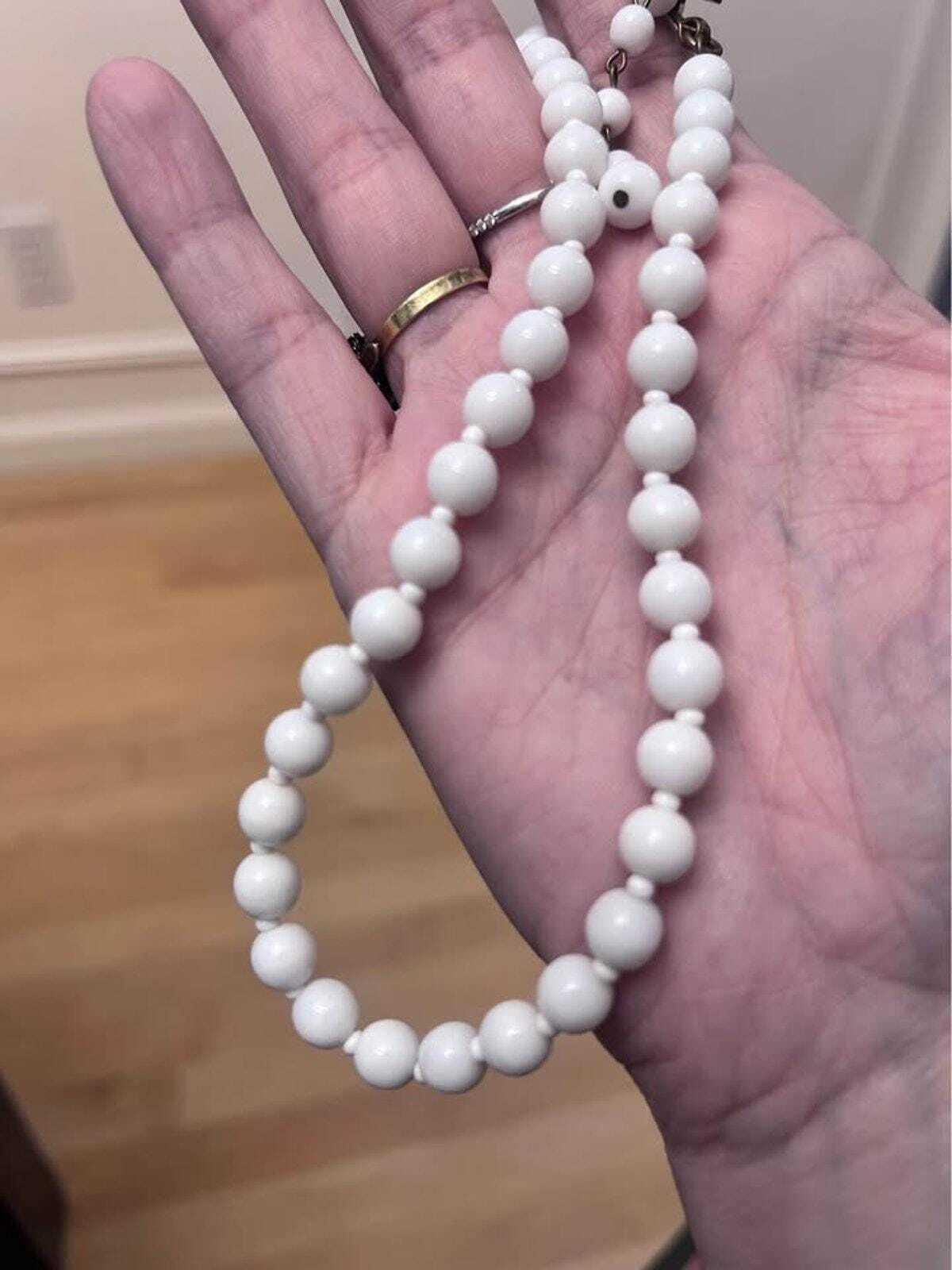 Vintage Miriam Haskell White Beaded Single Strand Choker Necklace