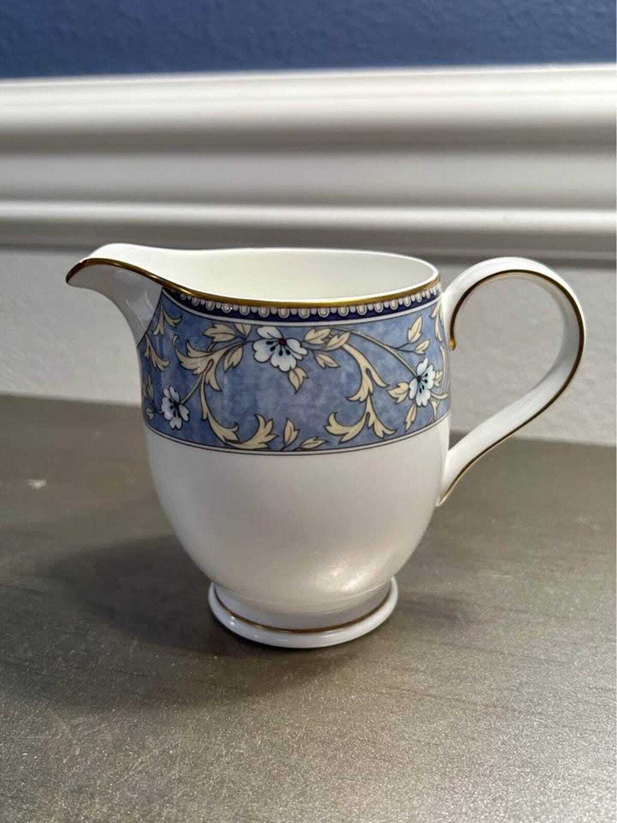 Noritake New Lineage II Bone China Tea Service