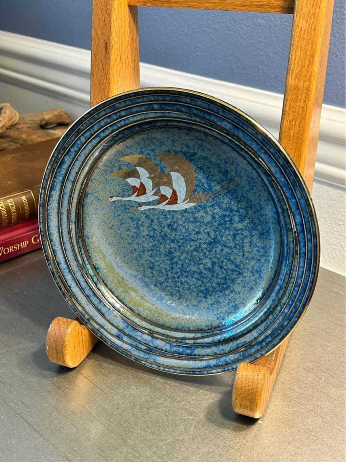 Vintage Japanese Blue Crane Plate – Gilded Flying Cranes, Gold Rim (8 Inch)