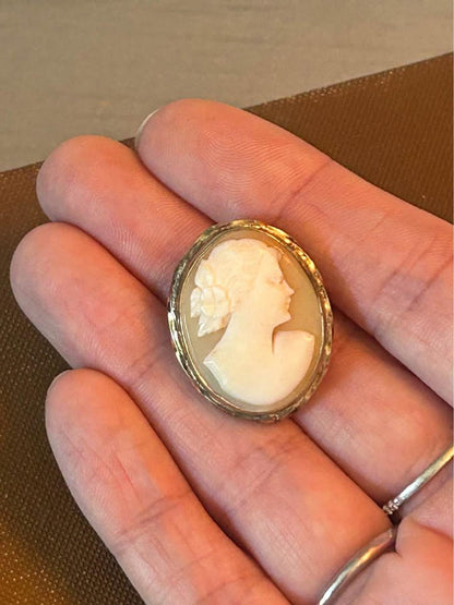 Vintage Divelle 1/20 12K Gold Filled Carved Shell Cameo Brooch and Pendant