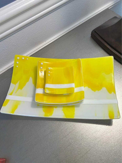 Red Stone Glass Yellow & White Fused Glass Platter and Appetizer Set (5 Pieces)