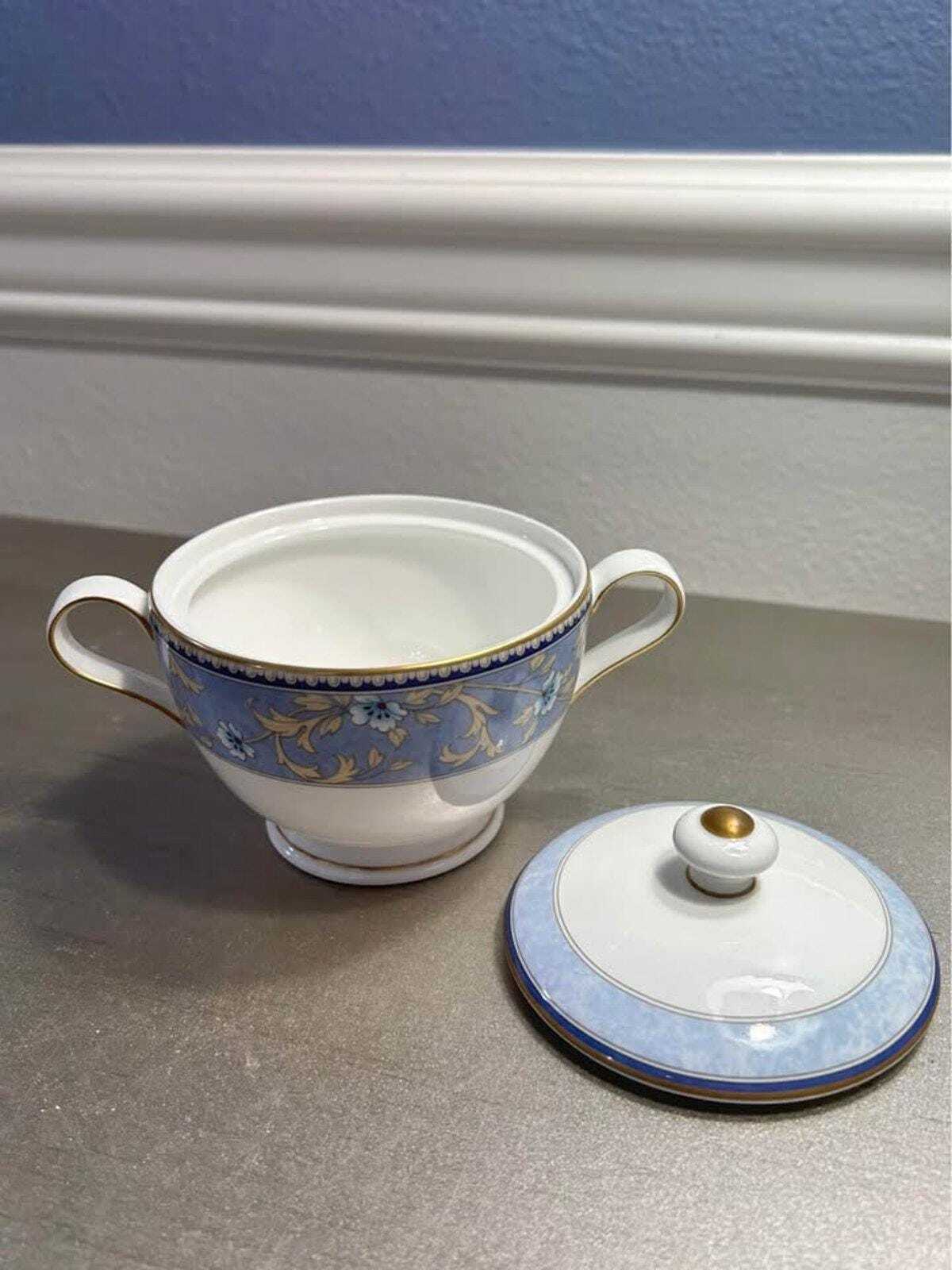 Noritake New Lineage II Bone China Tea Service