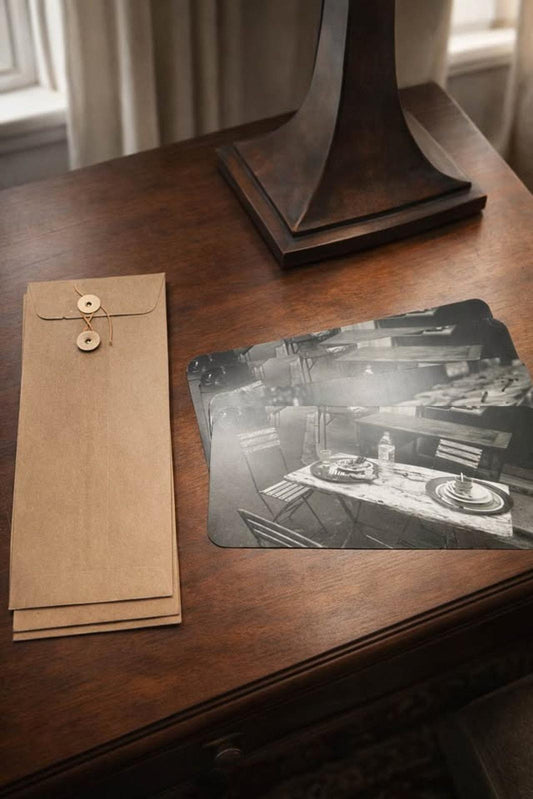 Set of 4 Vintage Laura Zeck "Parisian Photography" Notecards