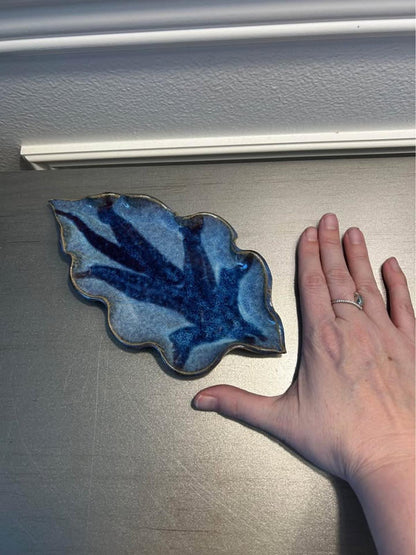 Sturbridge Pottery Blue Leaf Dish – Handcrafted Stoneware Trinket Tray