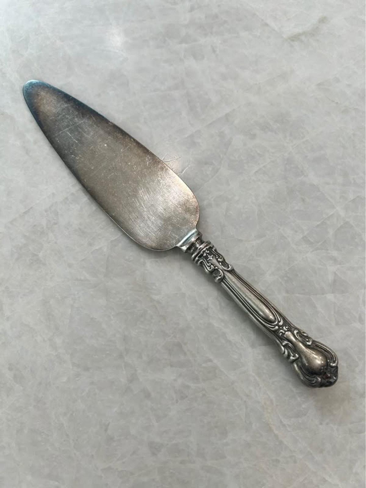 Antique Sterling Silver Ornate Pie and Cake Server Rococo Monogram