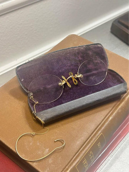 Antique 1/10 12k Gold-Filled Rimless Pince-Nez Eyeglasses & Chain with O.S. Mitchell Case