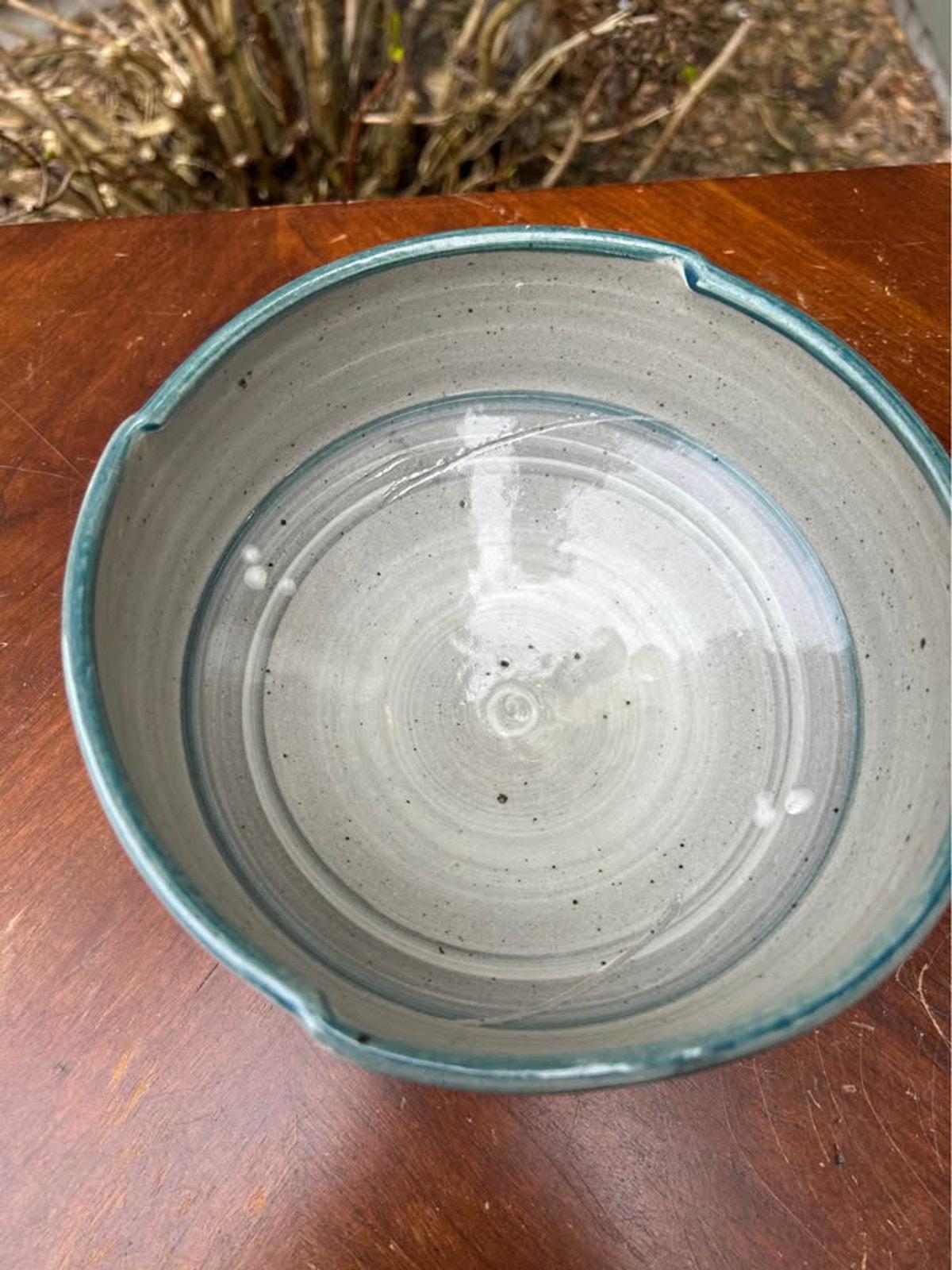 Vintage Signed Studio Pottery Serving Bowl | Hand-Painted Hakeme Brushwork | 8-Inch Notched Stoneware