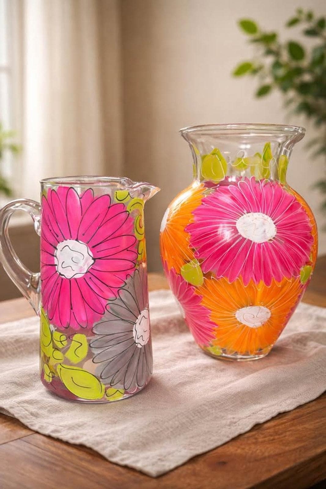Vibrant Hand-Painted Daisy Large Pitcher & Vase Set – Leslie Painted Glass