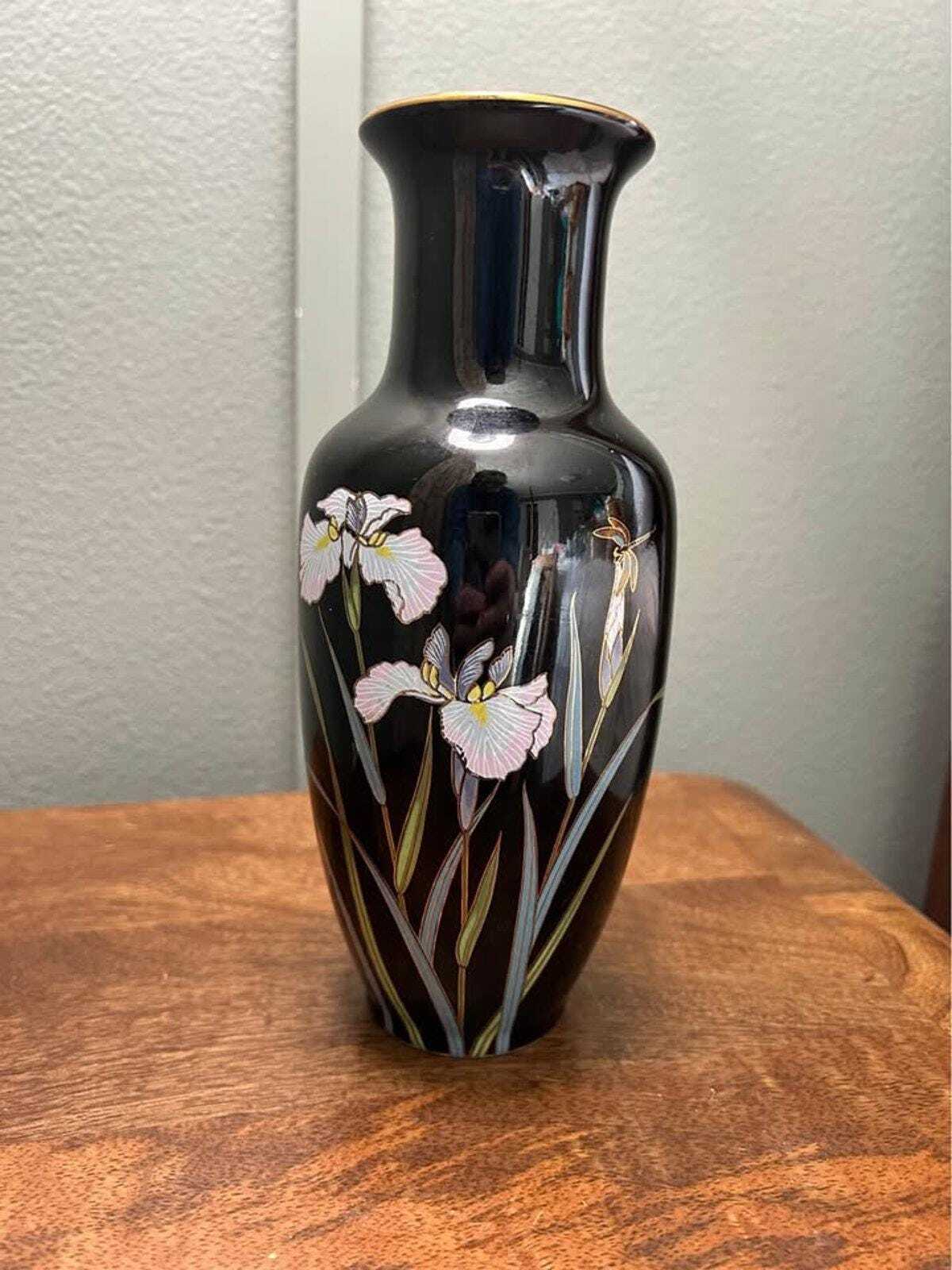 Kyoritsu Japan Black Porcelain Iris Vase