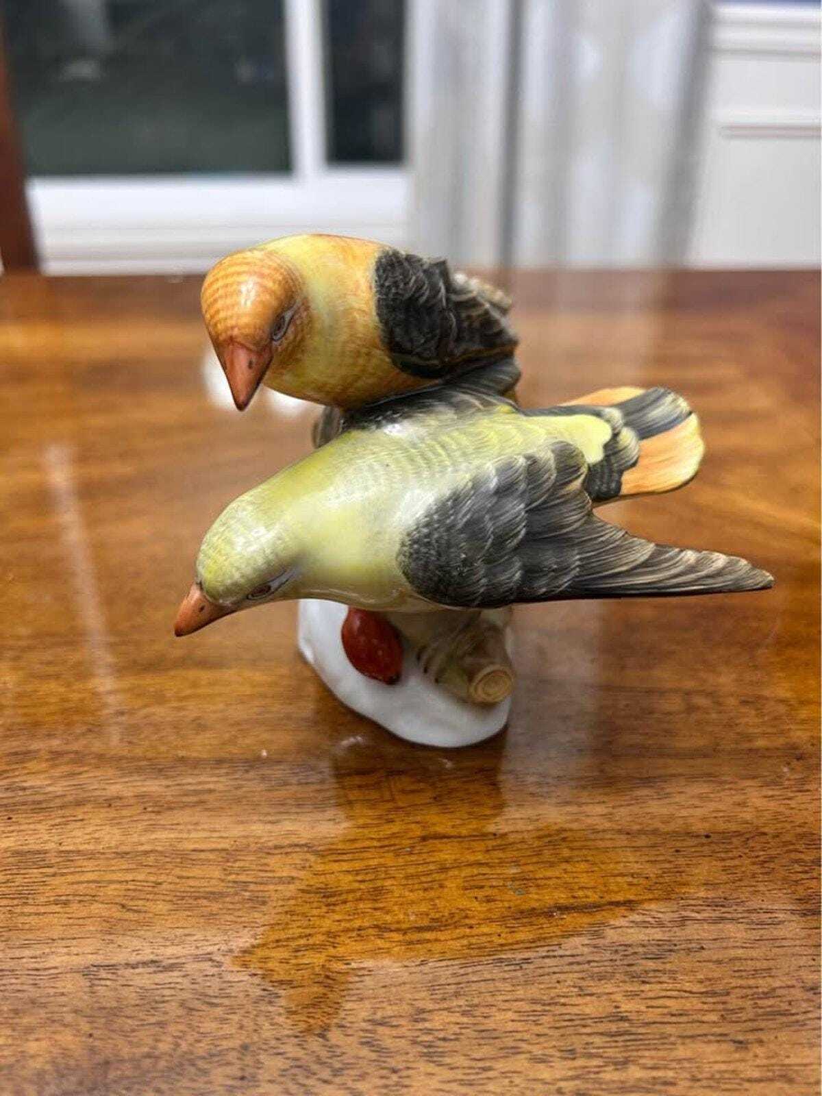 Vintage Herend Hungary Porcelain Two Yellow Birds Figurine 5063 Hand Painted