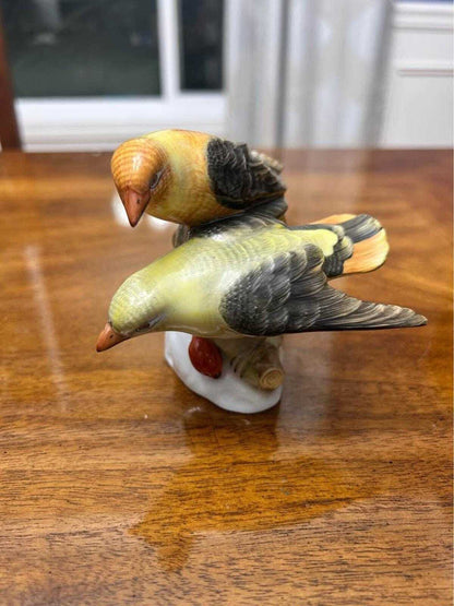 Vintage Herend Hungary Porcelain Two Yellow Birds Figurine 5063 Hand Painted