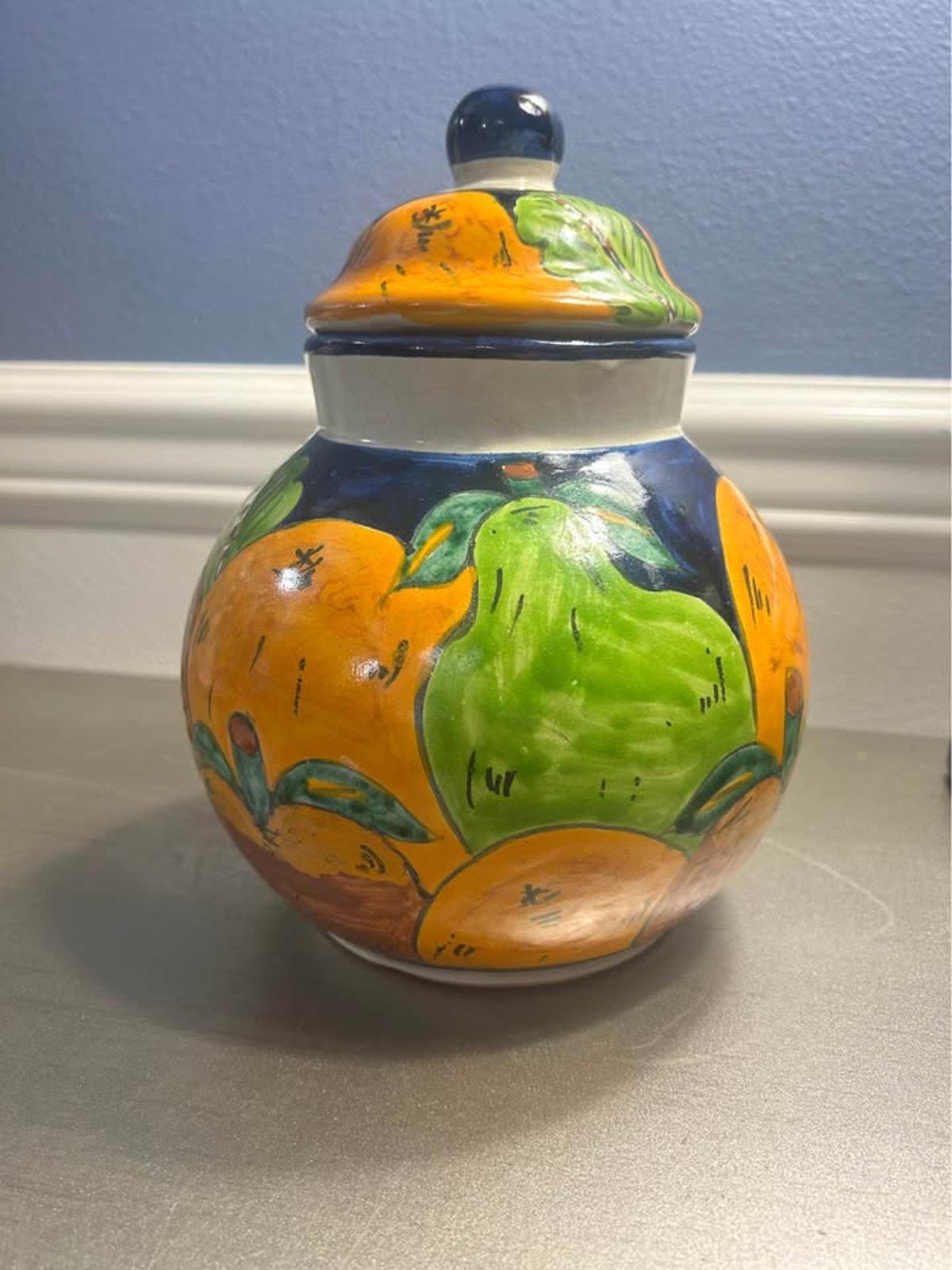 Venegas Mexico Talavera Pottery Set, Signed Lidded Ginger Jar and Urn