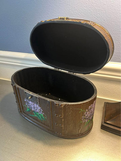 Vintage Dale Tiffany Hand-Painted Hydrangea Jewelry Trunk – Oval Keepsake Chest – Designer Toleware Style Floral Storage