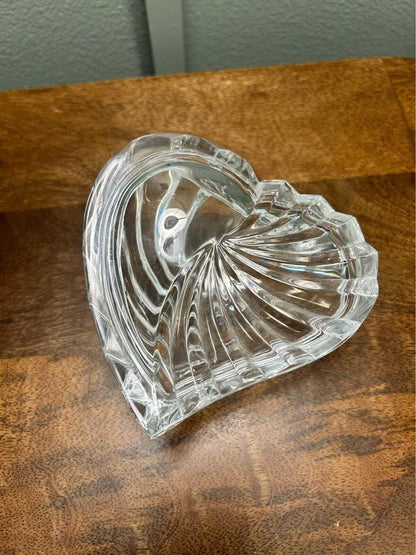 Gorham Germany Lead Crystal Ribbed Lidded Heart Trinket Box