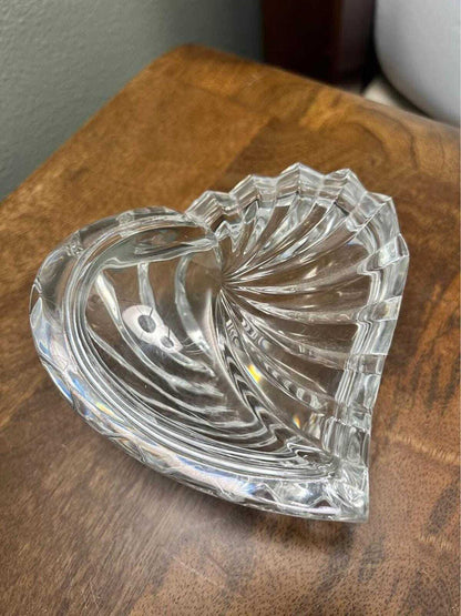 Gorham Germany Lead Crystal Ribbed Lidded Heart Trinket Box