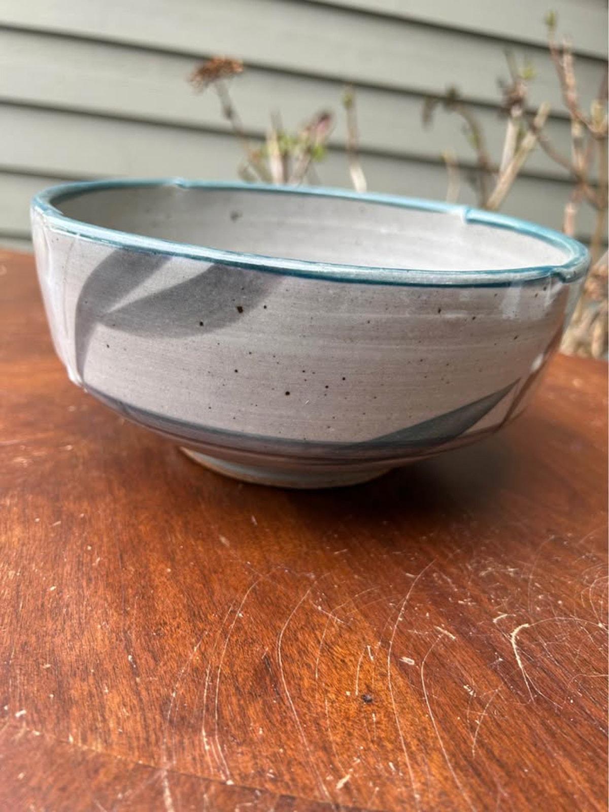 Vintage Signed Studio Pottery Serving Bowl | Hand-Painted Hakeme Brushwork | 8-Inch Notched Stoneware