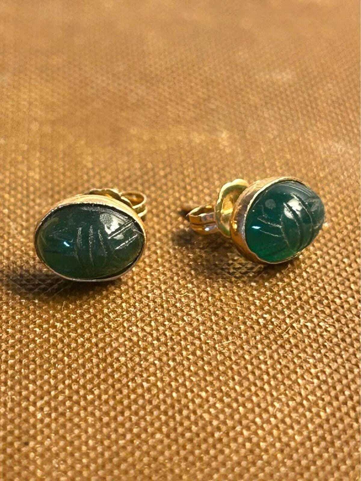 Vintage Russel Creations 14k Gold Carved Green Scarab Stud Earrings