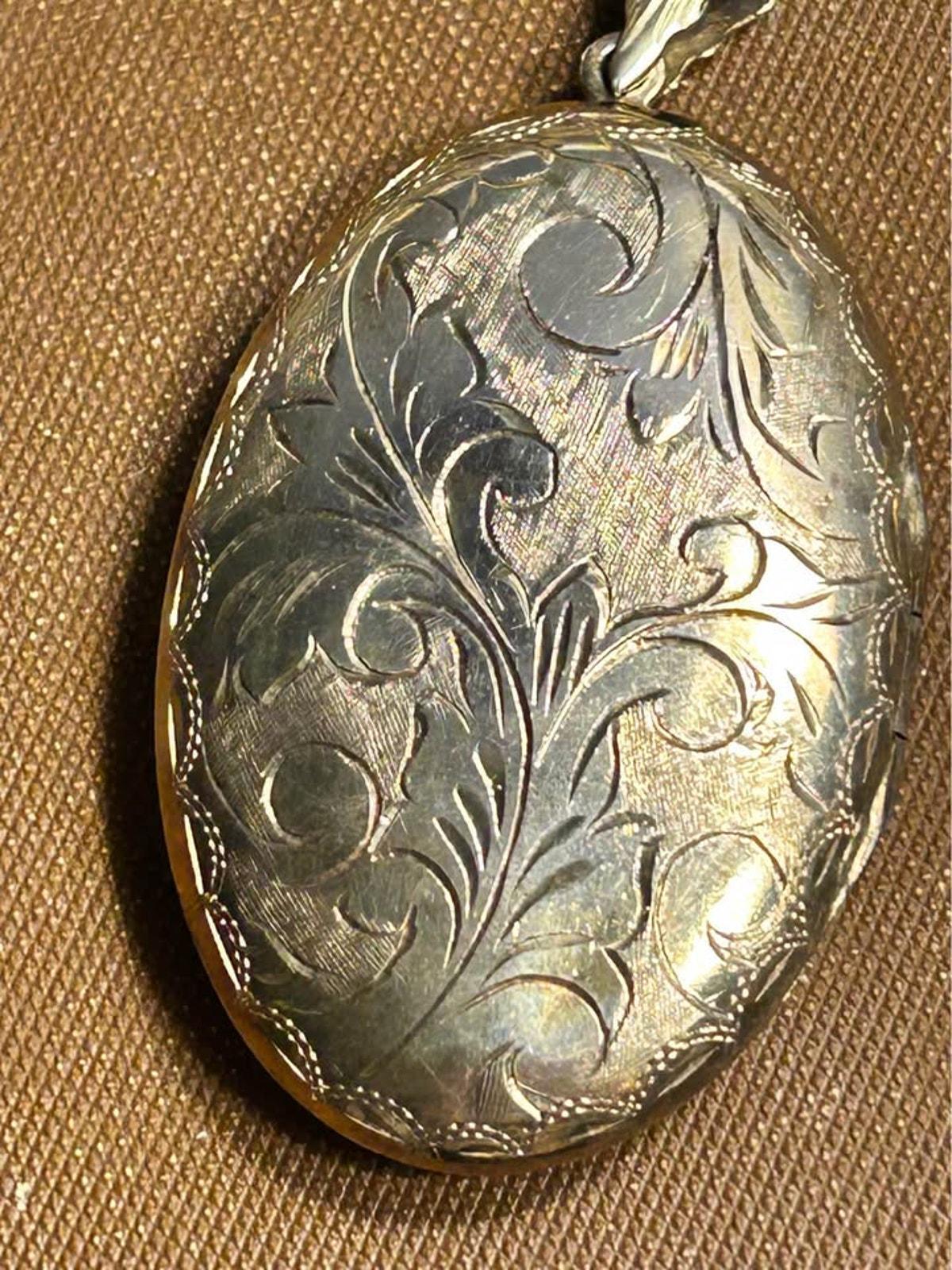 Thailand Sterling C.T. Large Engraved Oval Locket - Vintage Silver Foliate Keepsake Pendant