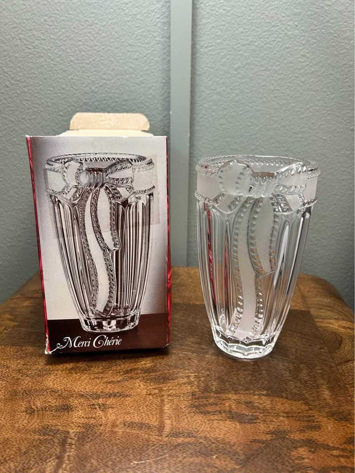 Evita Crystal "Merci Chérie" 24% Lead Crystal Bow Vase - Made in Germany