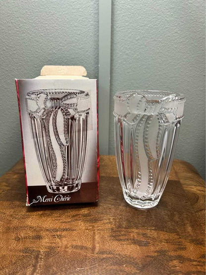 Evita Crystal "Merci Chérie" 24% Lead Crystal Bow Vase - Made in Germany