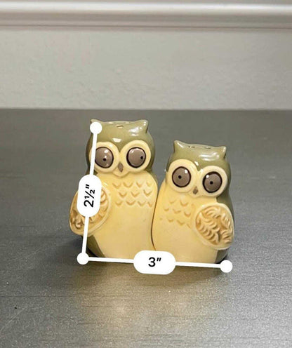 Vintage Ganz "Nestled Owls" Salt & Pepper Set