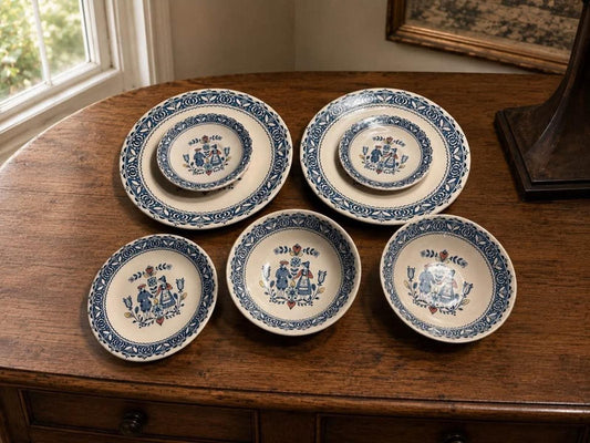 Vintage Johnson Brothers Hearts and Flowers Staffordshire Ironstone 7-Piece Mixed Dishware Set