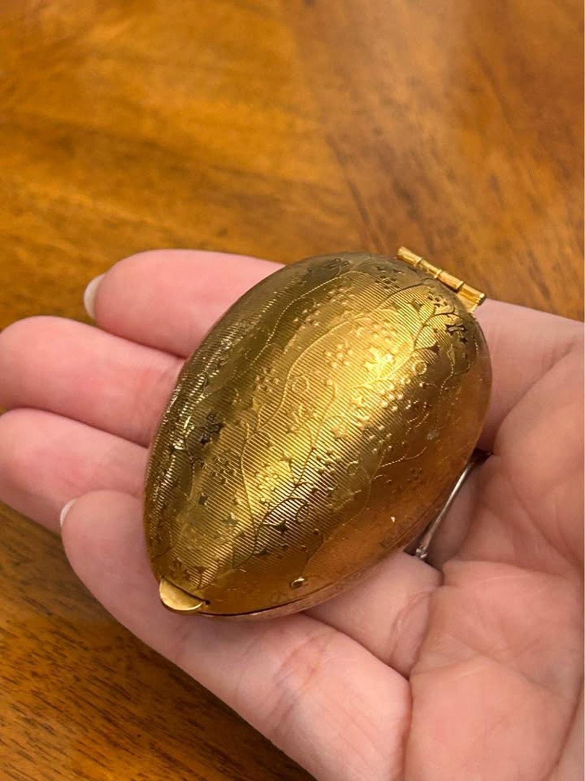 Vintage Engraved Brass Egg Sewing Kit Pocket Etui
